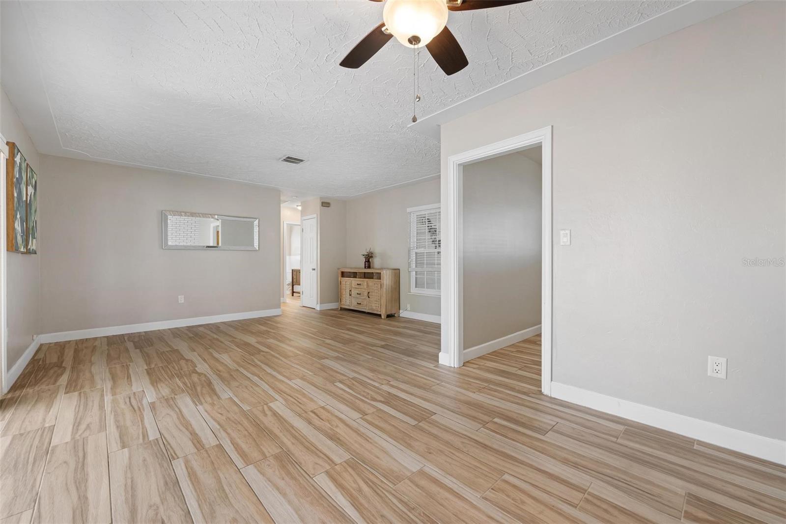 SOUTH GATE RIDGE 02 - Residential