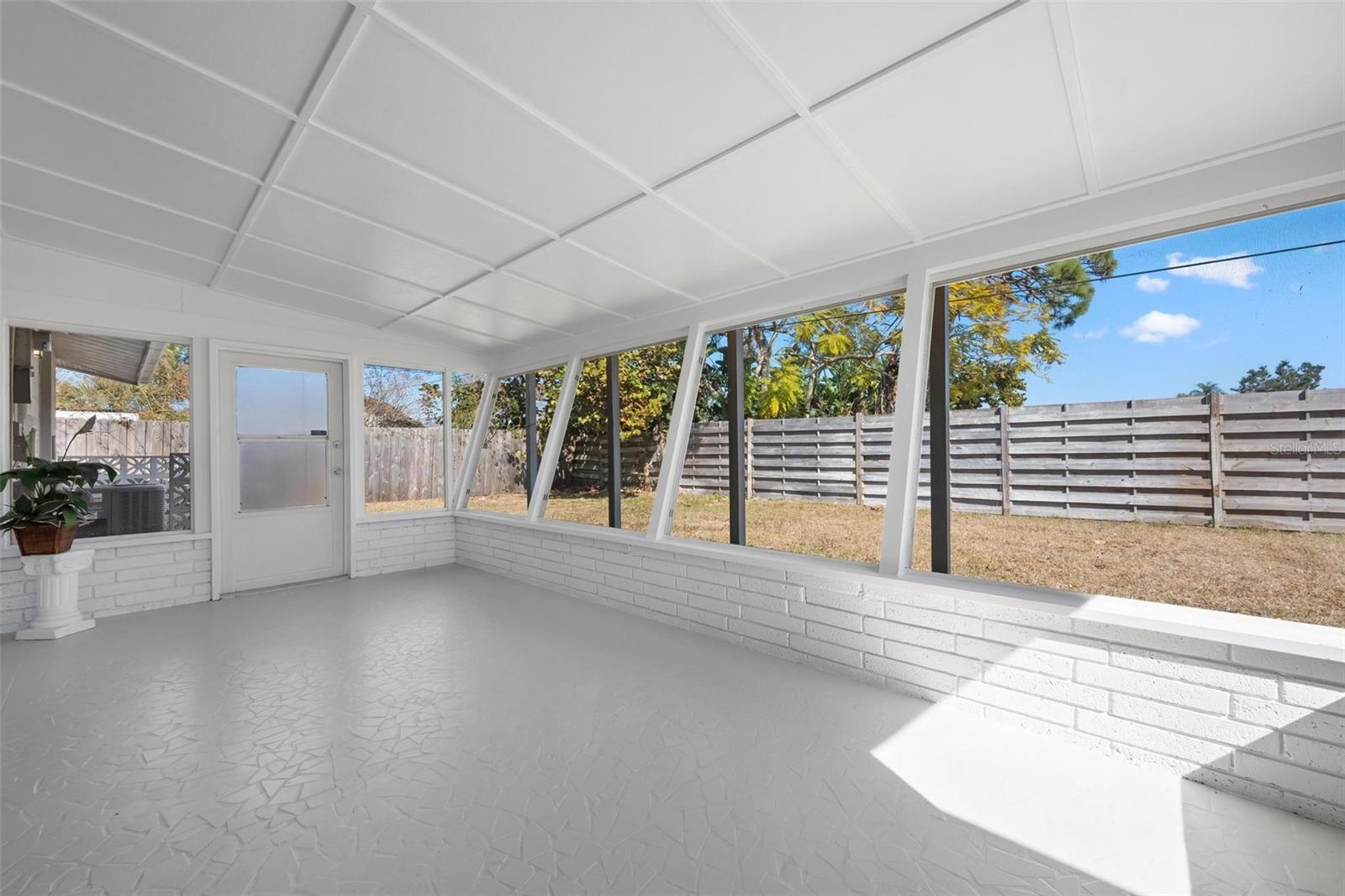 SOUTH GATE RIDGE 02 - Residential