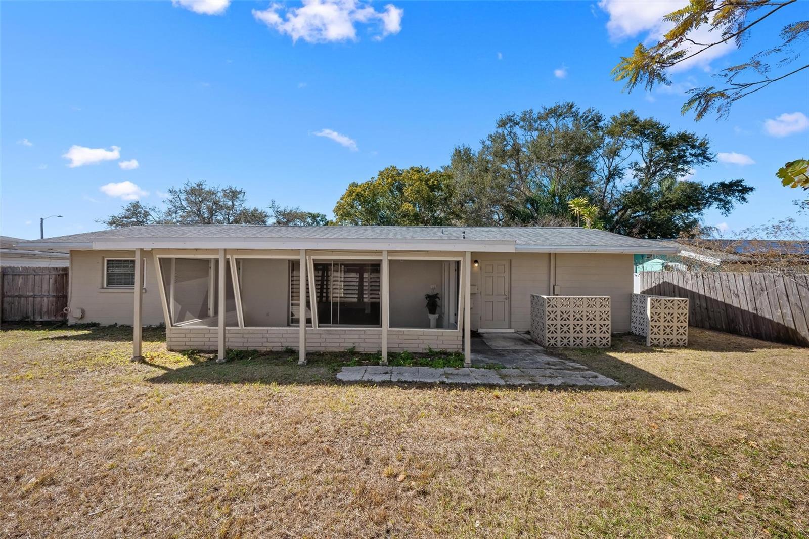 SOUTH GATE RIDGE 02 - Residential