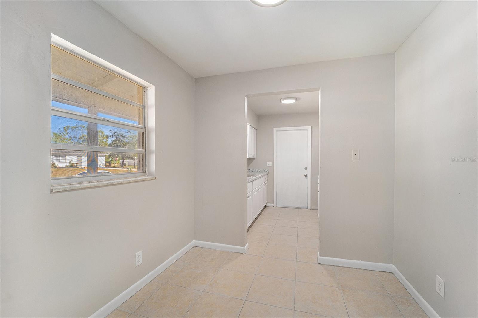 KINGS FOREST - Residential Lease