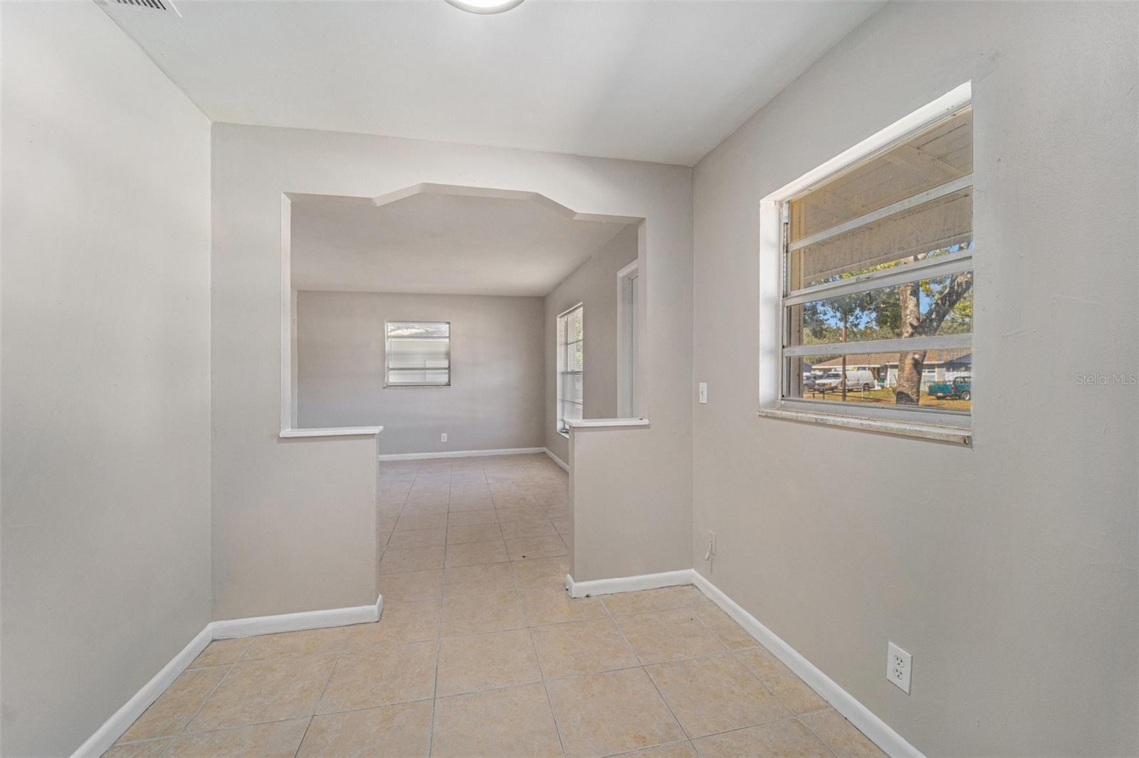 KINGS FOREST - Residential Lease