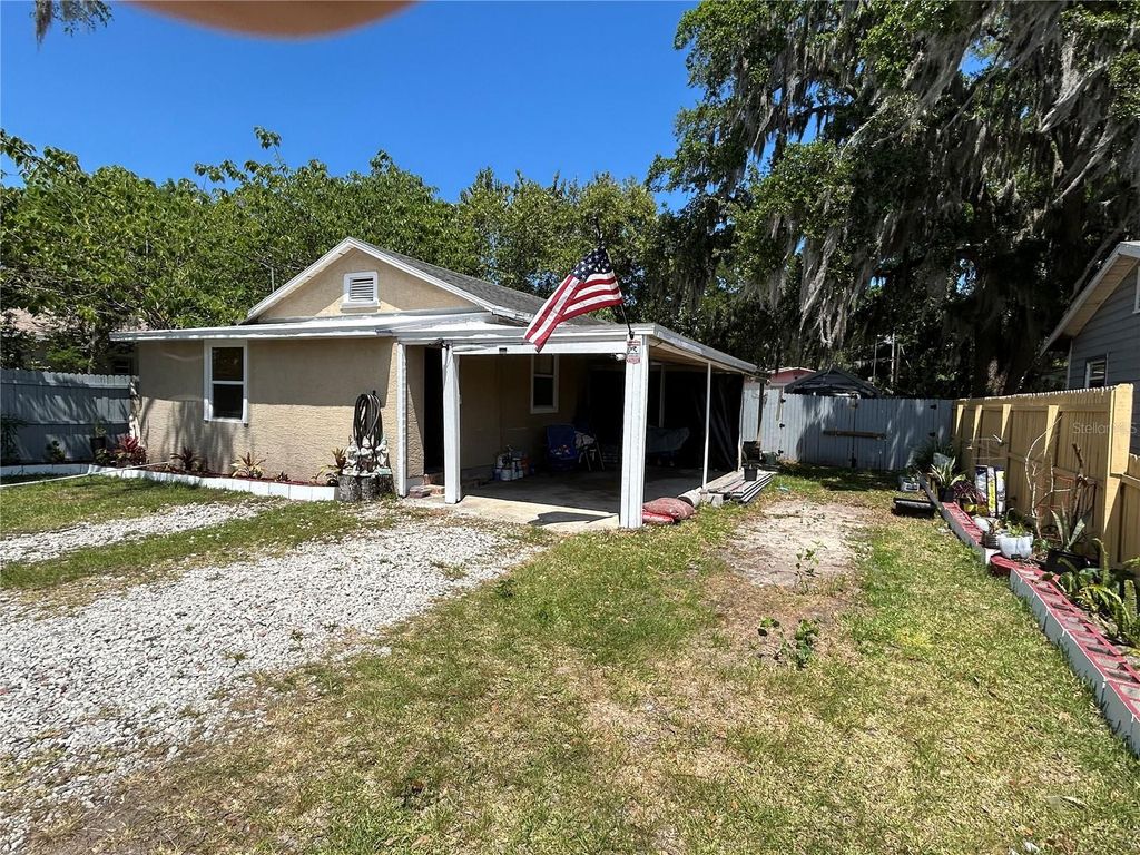 Photo of 629 Holmes Avenue, Daytona Beach, FL 32114 (MLS # V4948736)