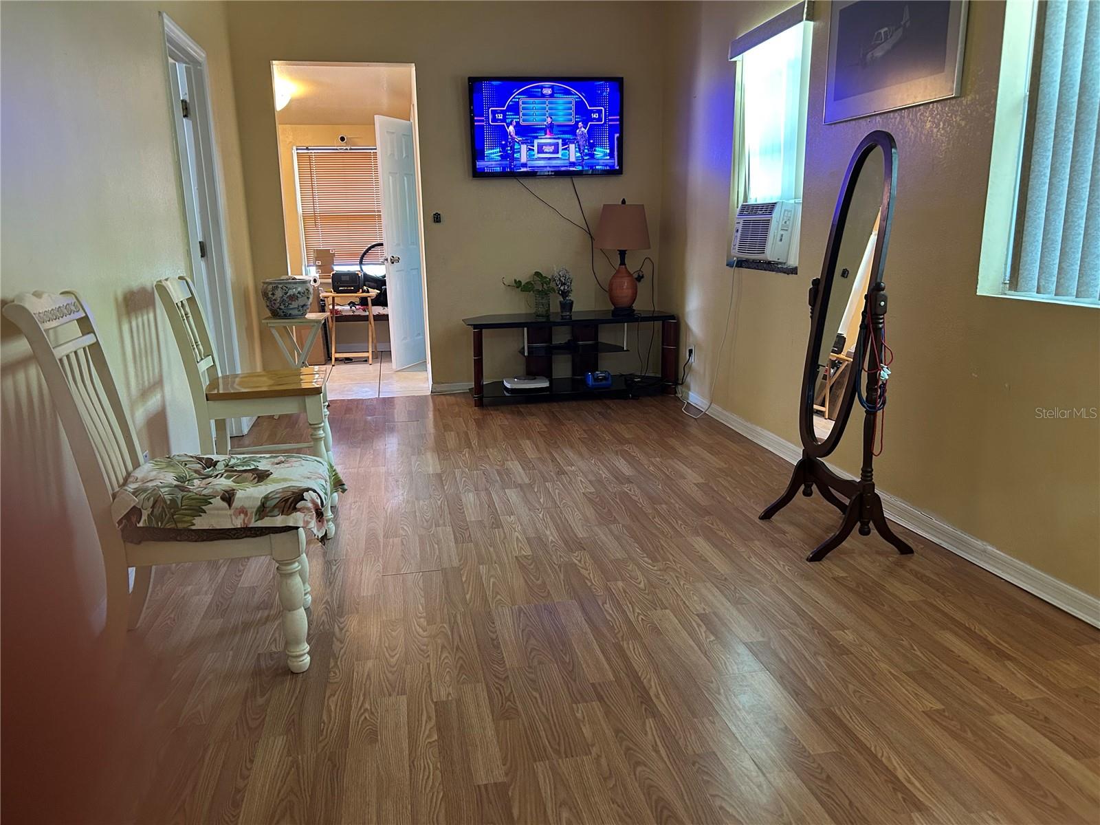 SUNNYLAND PARK 02 BLK 17 KINGSTON - Residential