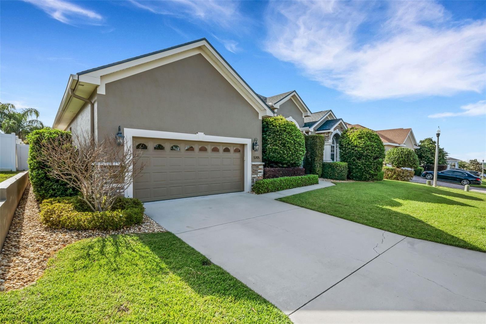 VINTAGE VIEW PH 02 - Residential