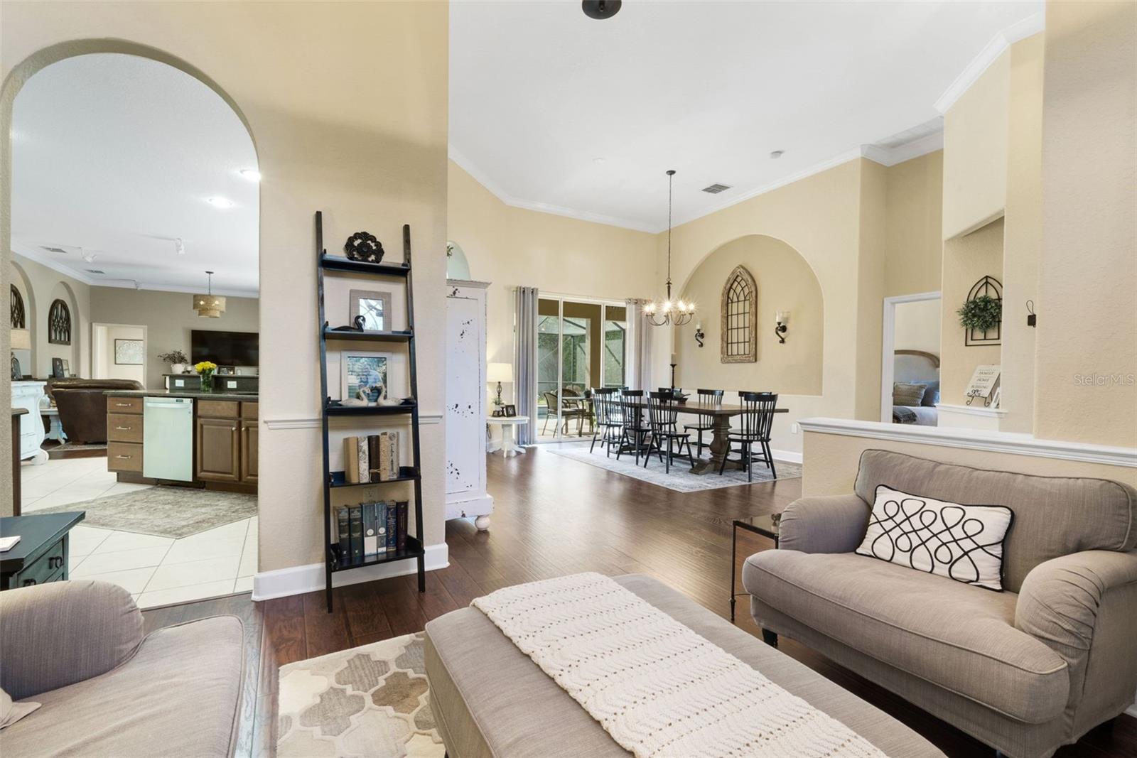 VINTAGE VIEW PH 02 - Residential