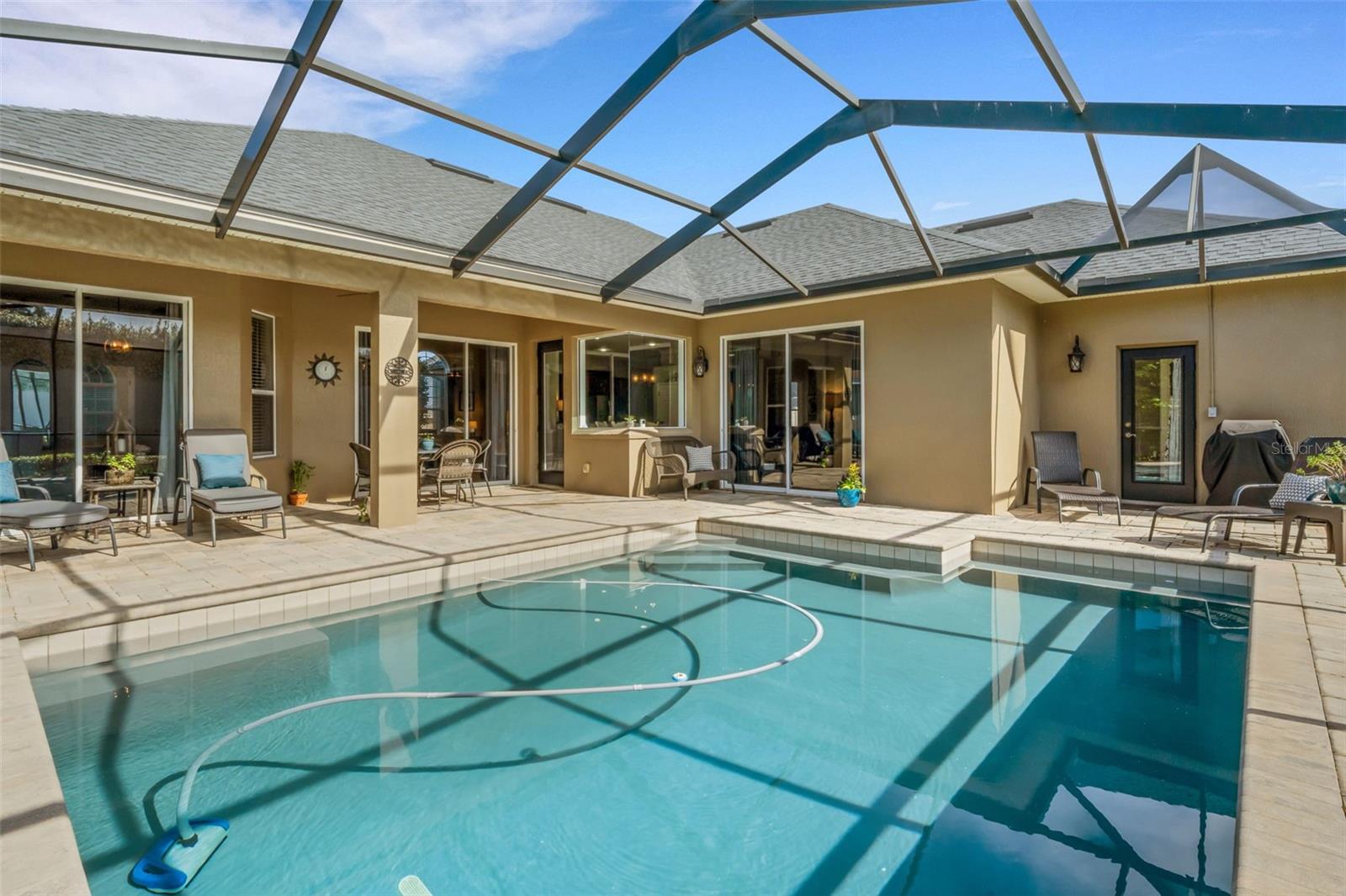 VINTAGE VIEW PH 02 - Residential