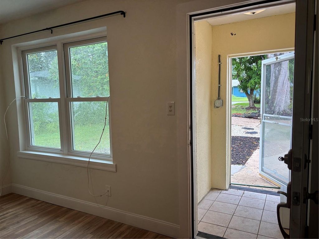 Photo of 912 Lake Jessie Drive, Winter Haven, FL 33881 (MLS # G5103819)