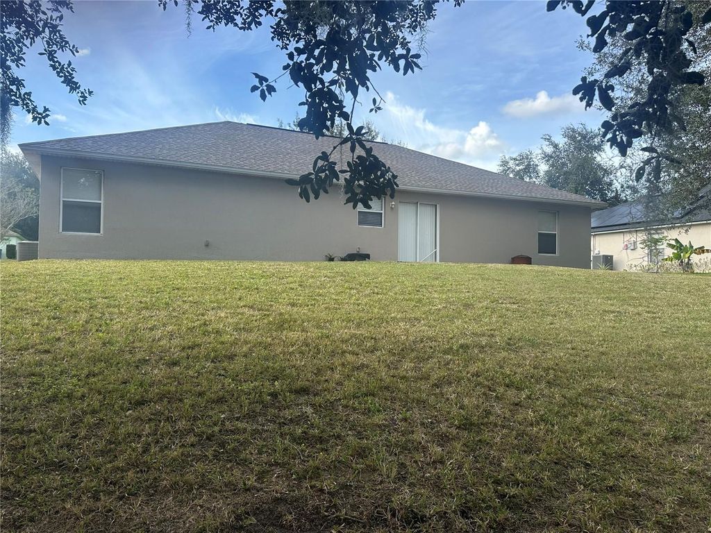 Photo of 1105 Hillmount Drive, Minneola, FL 34715 (MLS # G5105675)