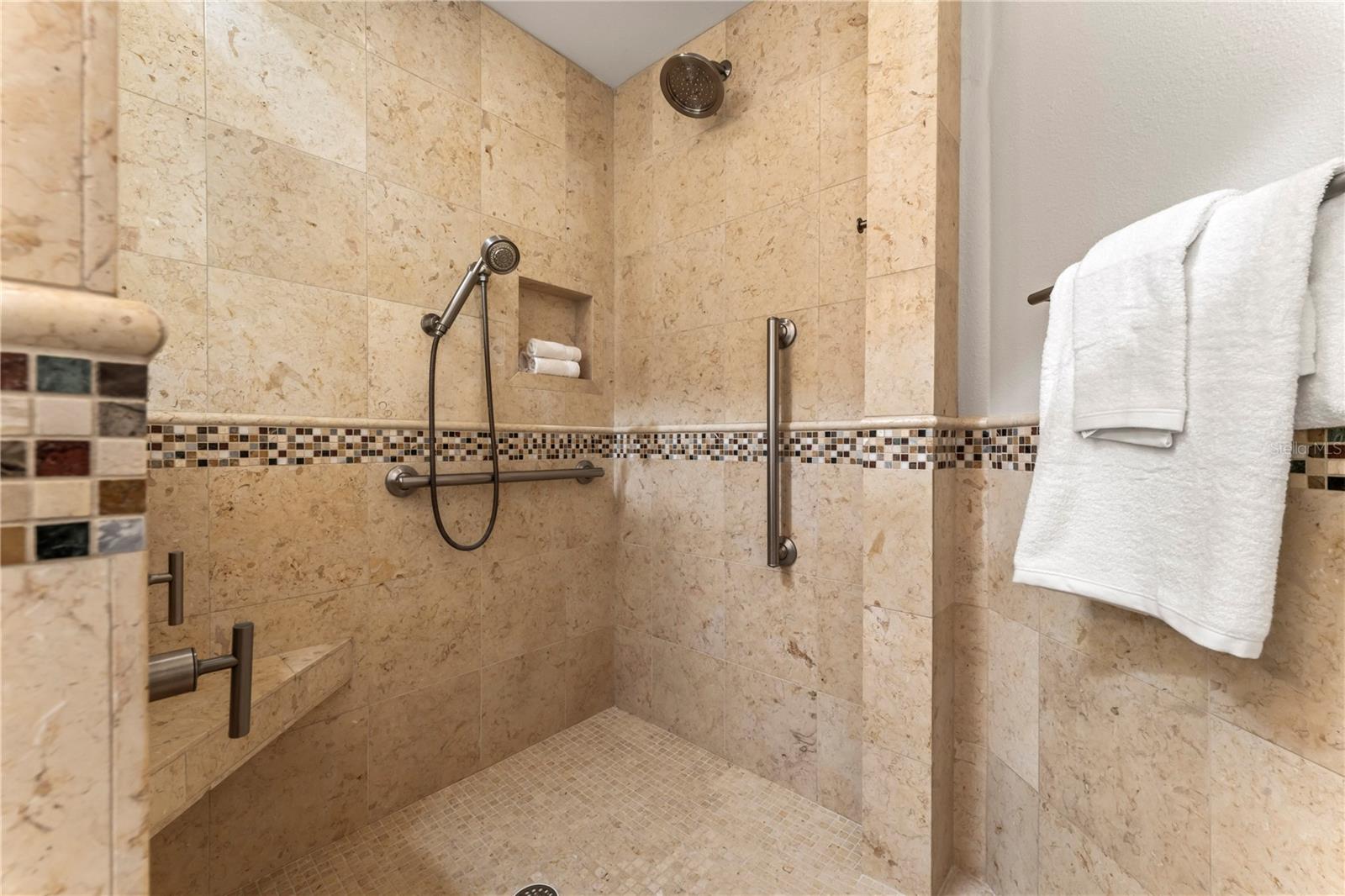 BEACH PARK - Residential