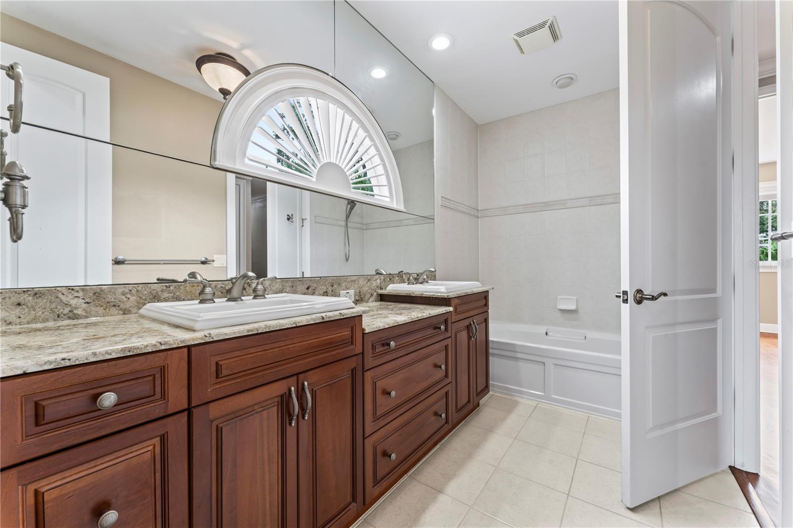 BEACH PARK - Residential