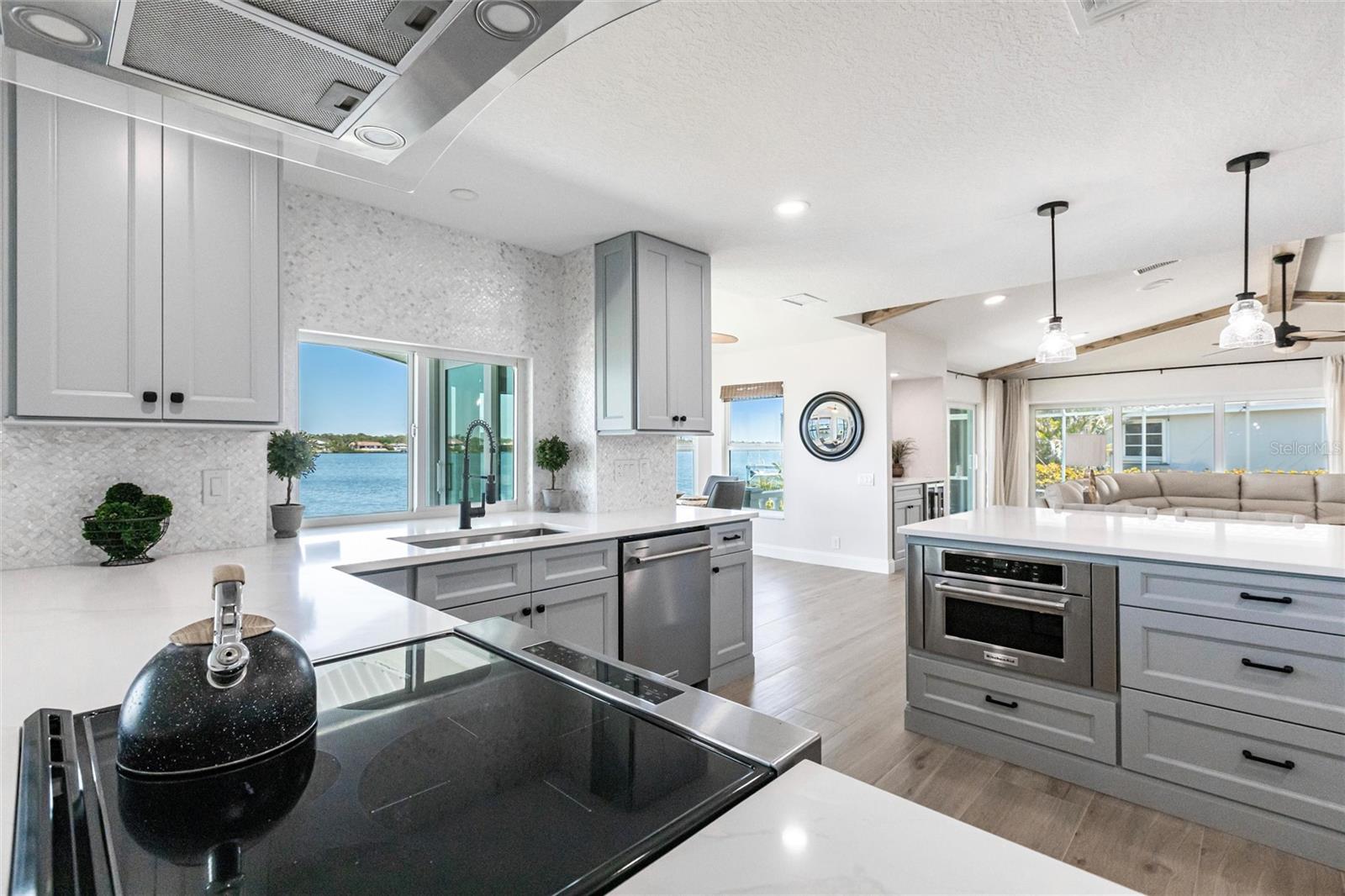 MANASOTA KEY - Residential
