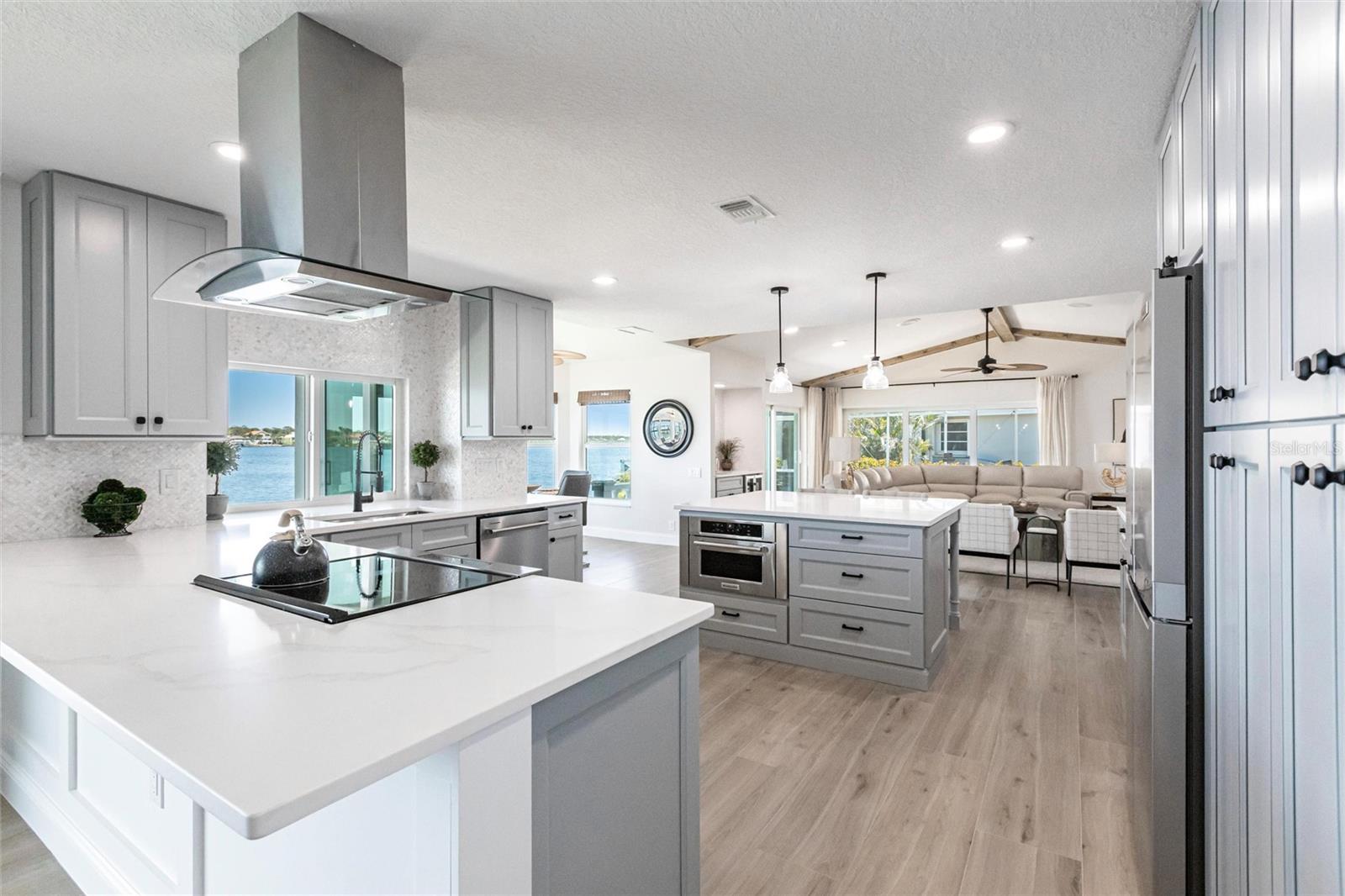 MANASOTA KEY - Residential