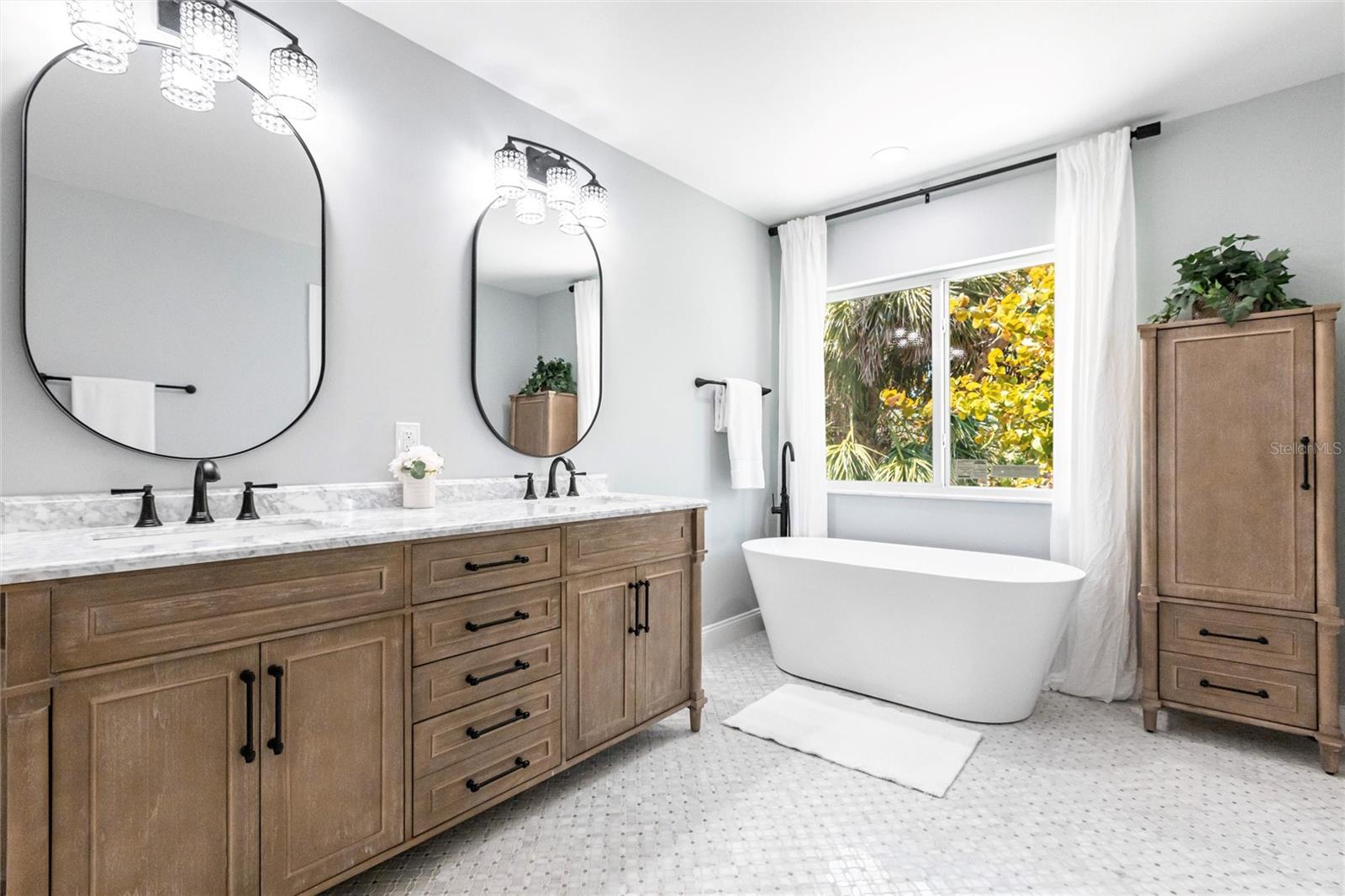MANASOTA KEY - Residential