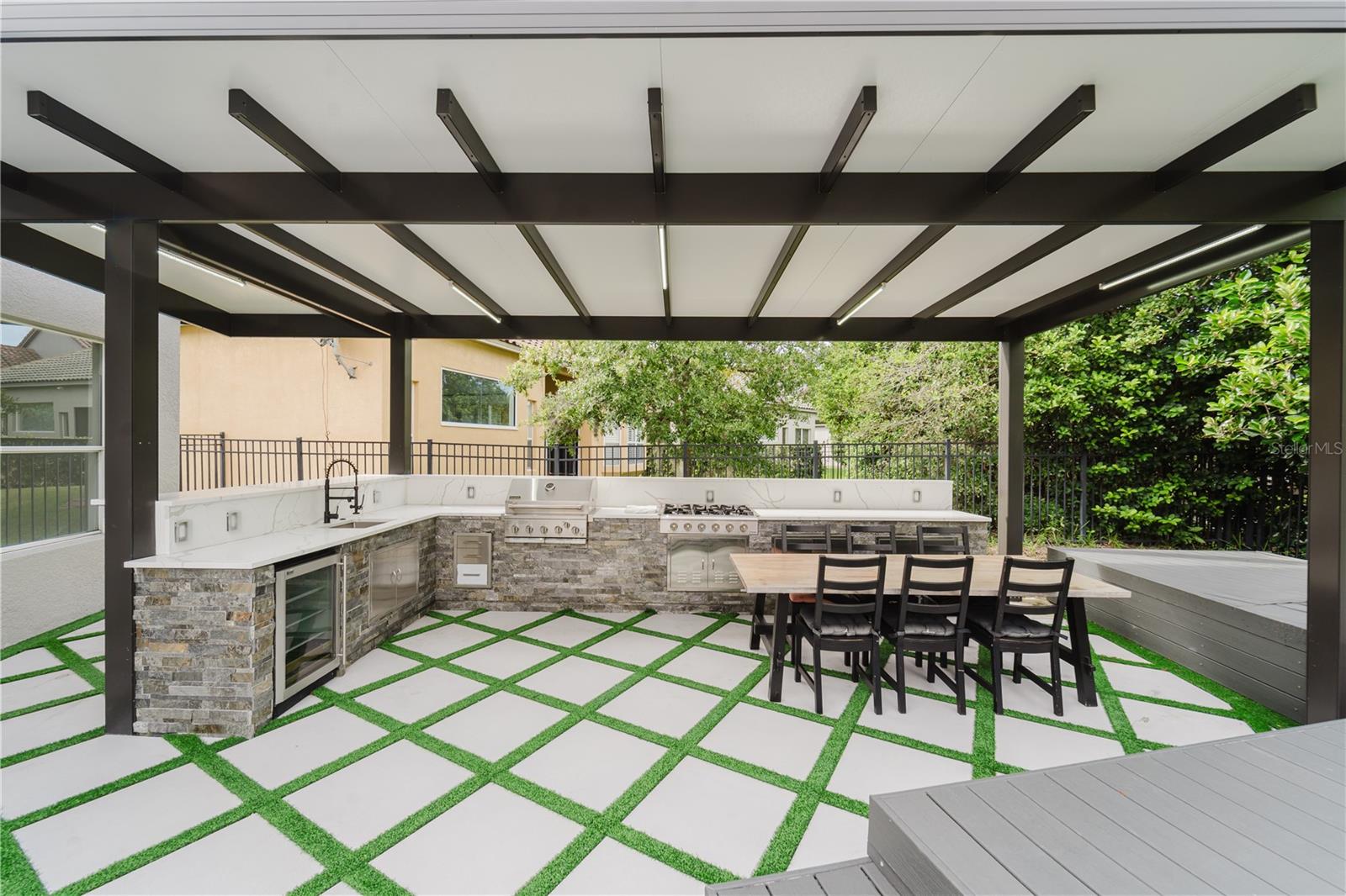 WHITNEY ISLES/BELMERE PH 02 - Residential