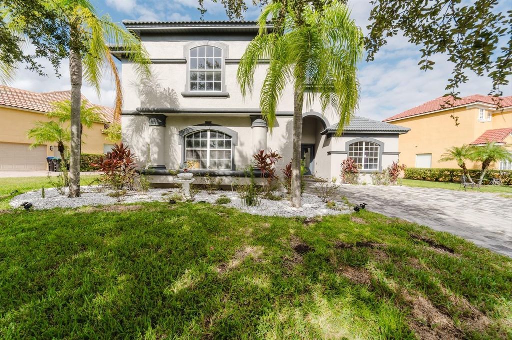 Photo of 1361 Whitney Isles Drive, Windermere, FL 34786 (MLS # O6352069)