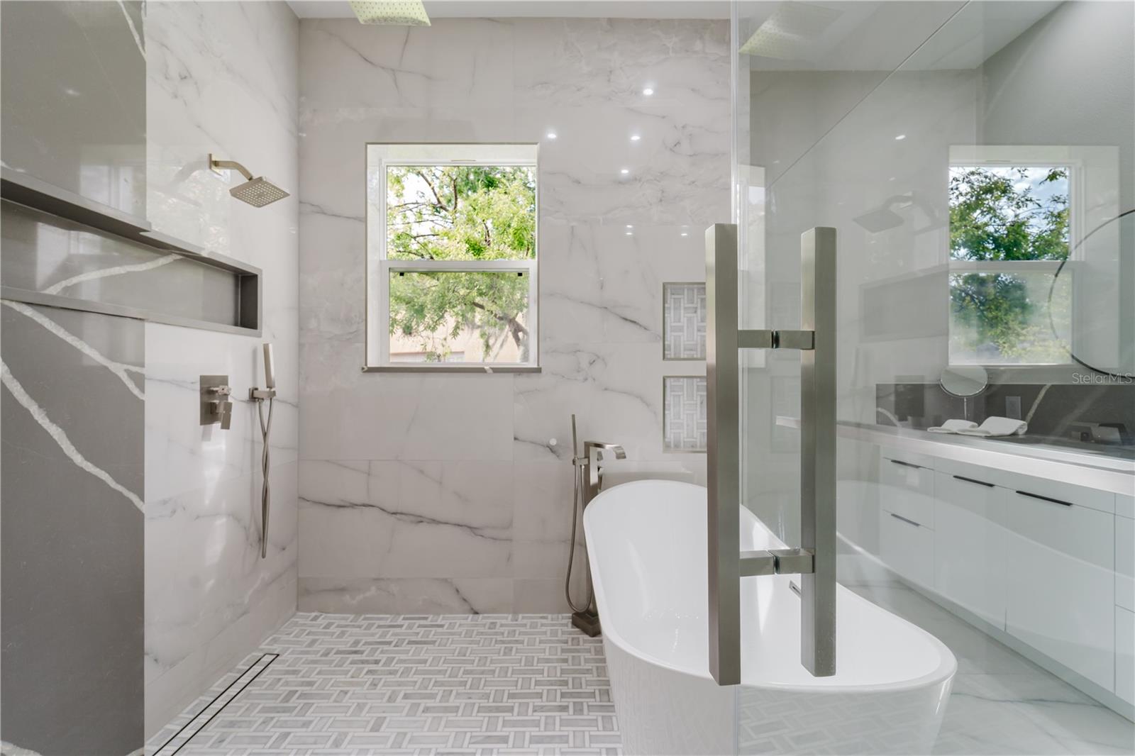 WHITNEY ISLES/BELMERE PH 02 - Residential