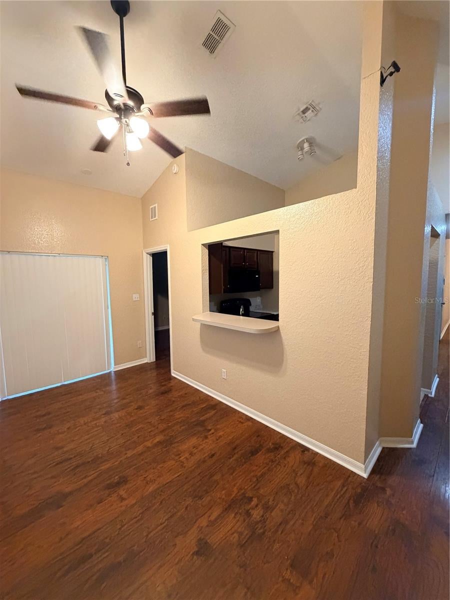 162 E 18TH STREET