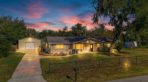 2255 E FLORENCE AVENUE DELAND FL 32724