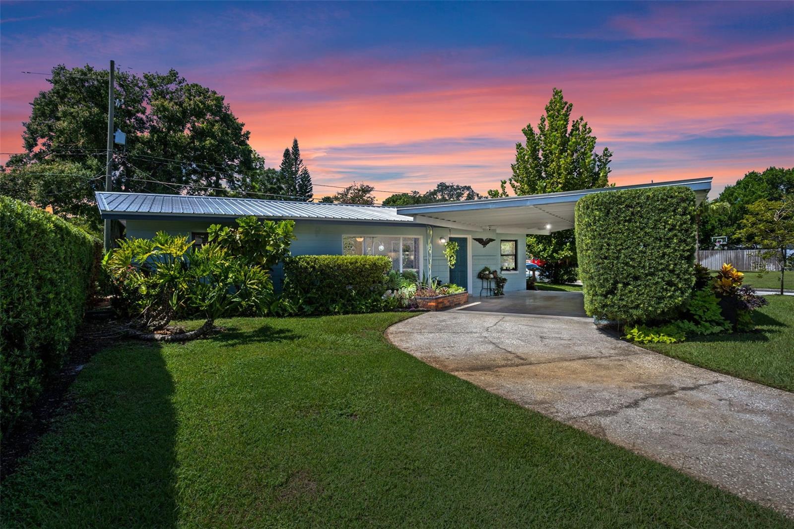Welcome to this 3-bedroom, 1-bath corner-lot home that perfectly blends timeless mid-century character with thoughtful modern updates. Located in one of Orlando’s most vibrant and walkable neighborhoods with top-rated schools, this property offers both style and convenience. Inside, you’ll find beautiful terrazzo flooring, an updated kitchen with generous dining space, and a versatile carport with laundry and storage. Step outside to your private backyard retreat, framed by 8-foot manicured hedges and featuring direct gated access to Mitchell Nutter City Park—an ideal setting for entertaining, play, or peaceful evenings under the stars.
Recent upgrades include:
• Custom shed by Premier Portable Products (2021)
• CPVC plumbing repipe (2020)
• 26-gauge Silver Galvalume roof (2017)
Set in the heart of the Audubon Park Garden District—renowned for its Mid-Century Modern homes, local charm, and walkable lifestyle—you’ll be just moments from Leu Gardens, Baldwin Park’s Village Center, East End Market, coffee shops, boutiques, and 4 Michelin Bib Gourmand awarded dining destinations. Whether you’re gathering with friends or enjoying the tranquility of your backyard, 4028 Ibis Drive offers the perfect balance of location, lifestyle, and comfort.