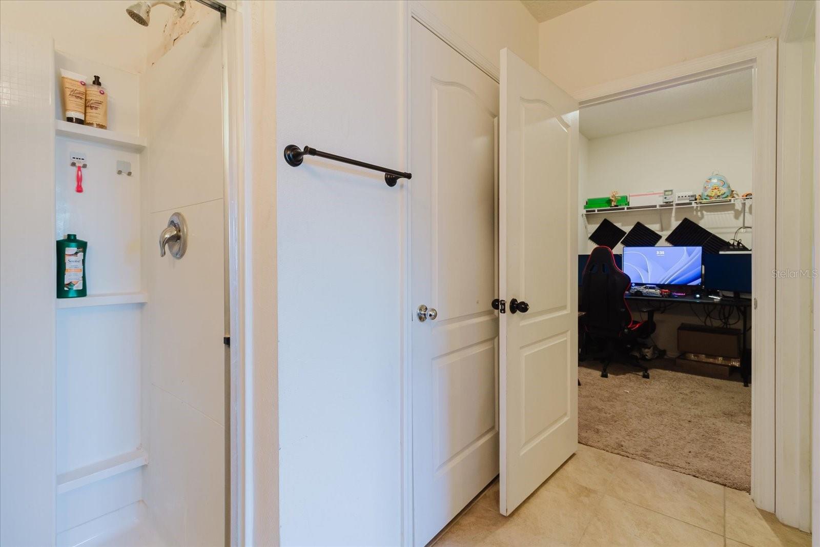 SQUIRES GROVE - Residential