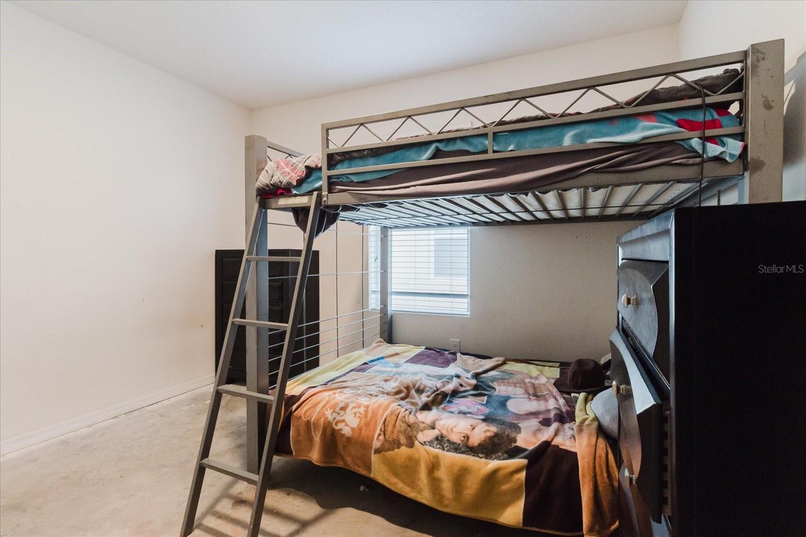 SQUIRES GROVE - Residential