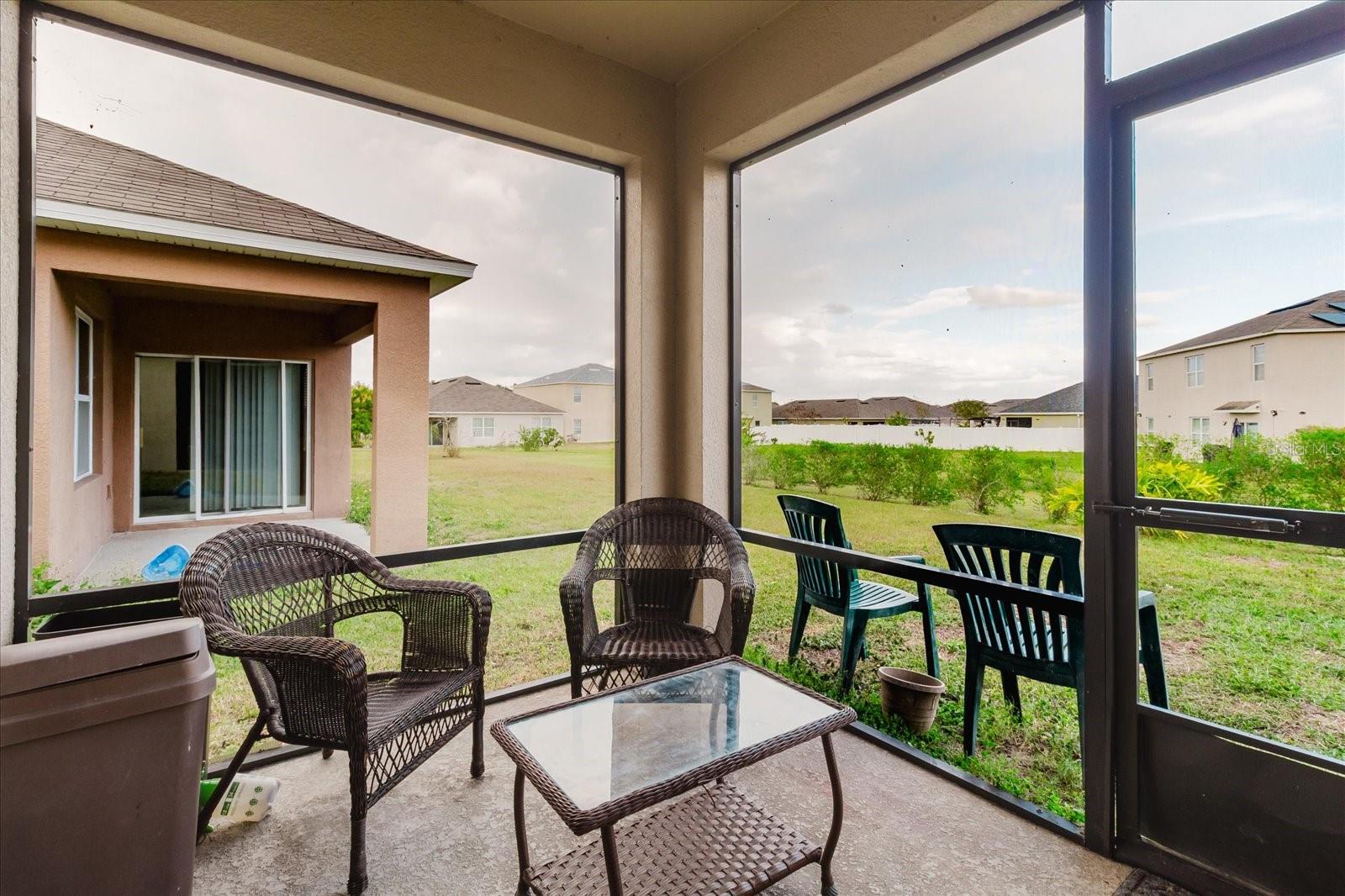 SQUIRES GROVE - Residential