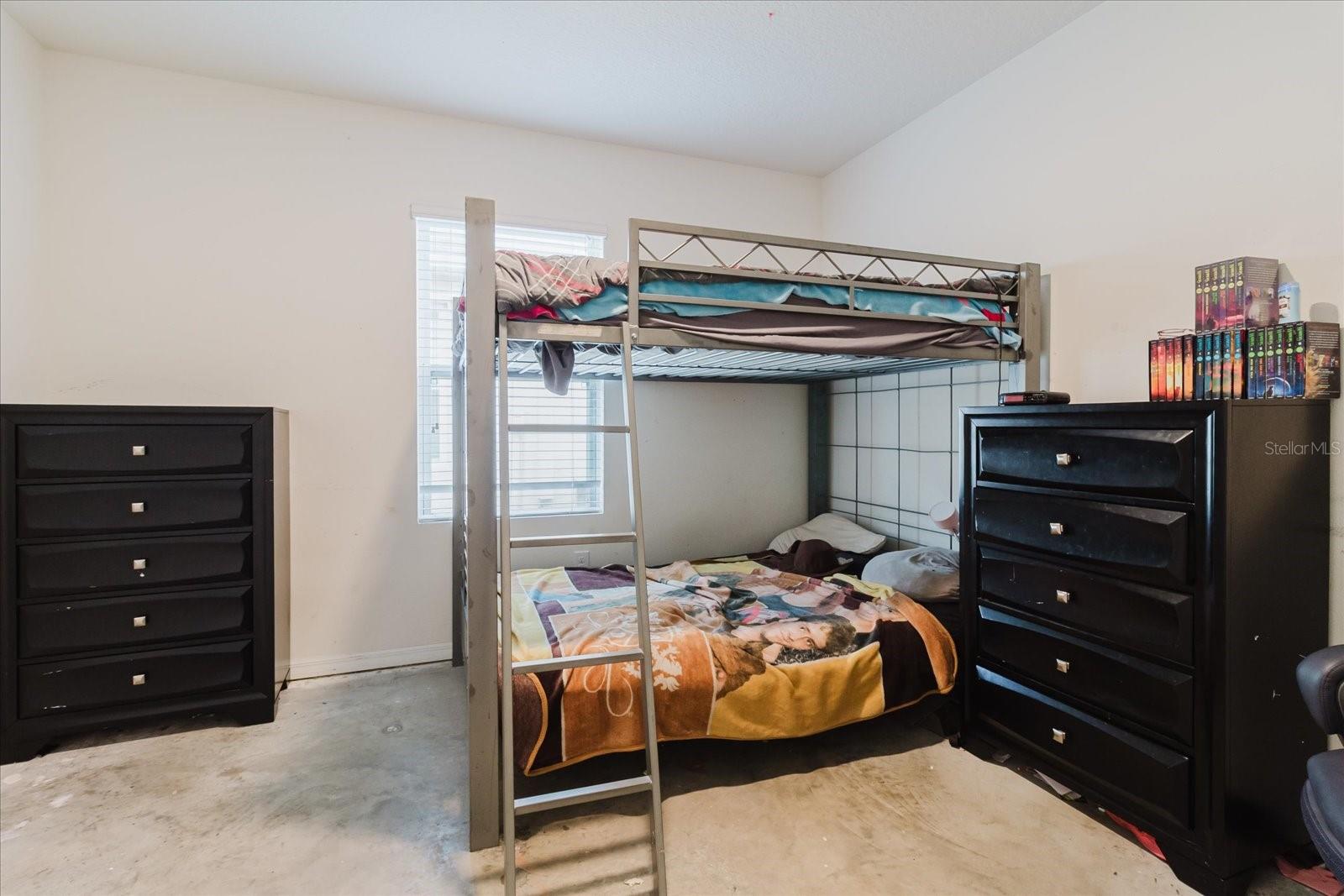 SQUIRES GROVE - Residential