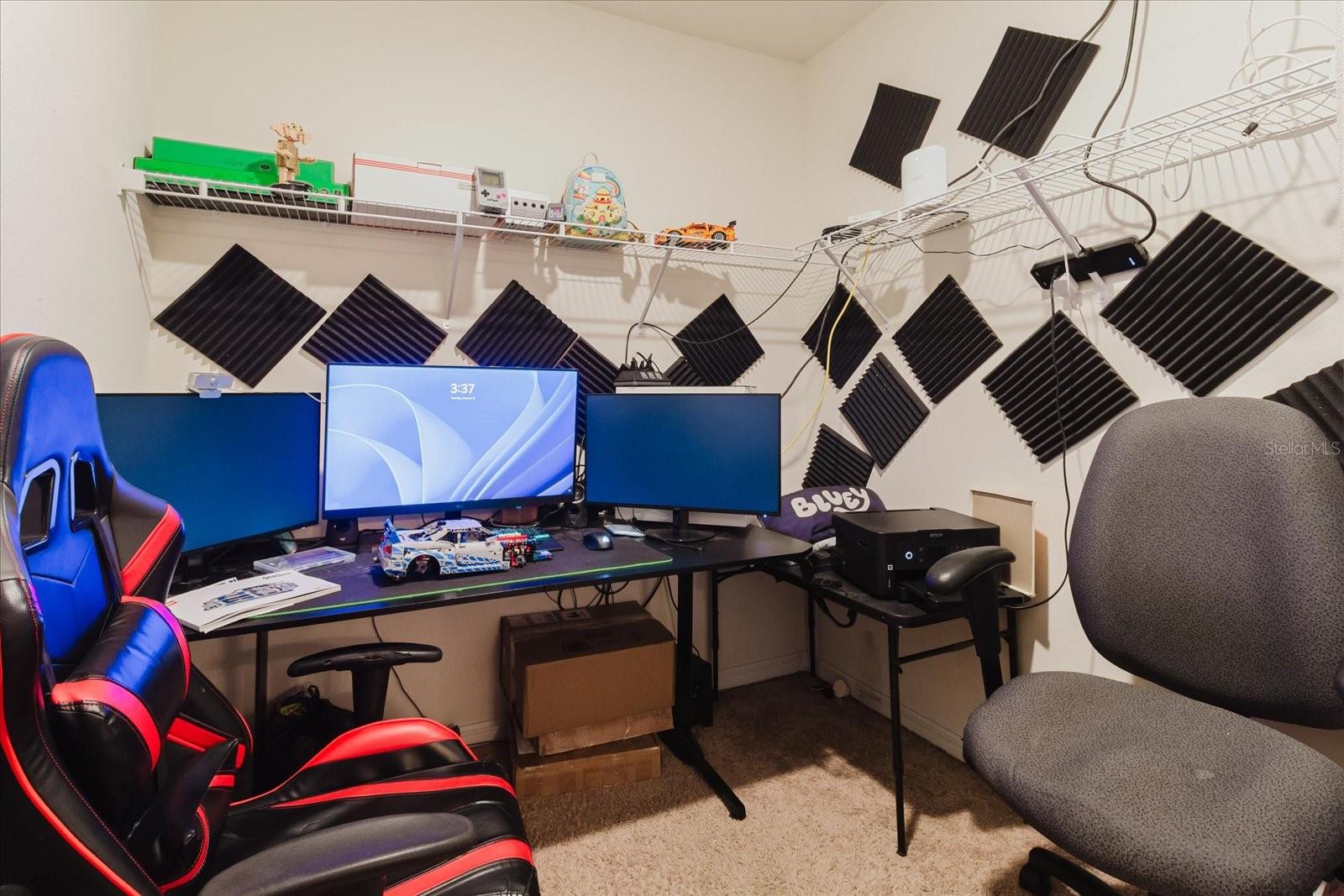 SQUIRES GROVE - Residential