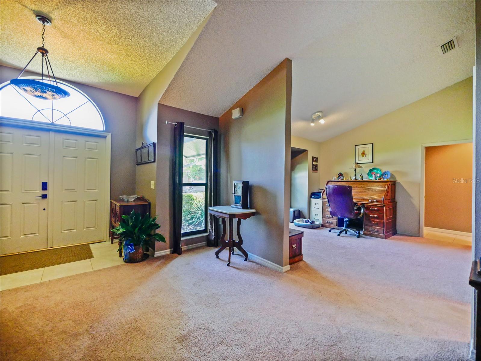 4437 GLENMOOR COURT