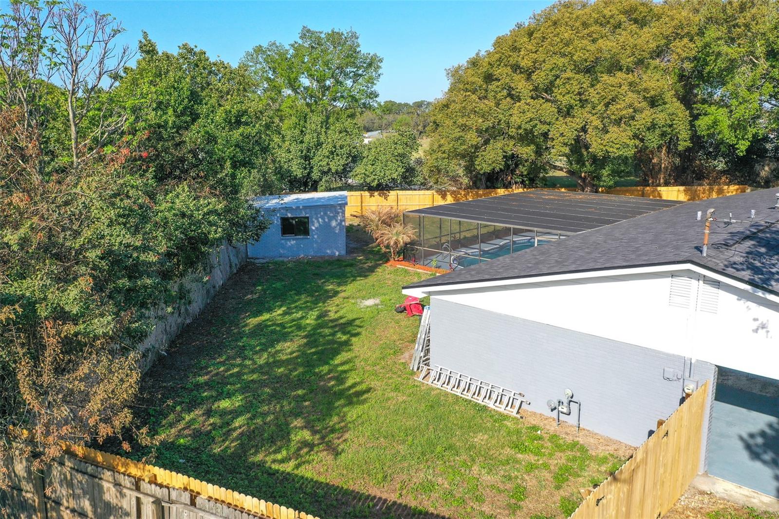 IDYL RIDGE VIEW - Residential