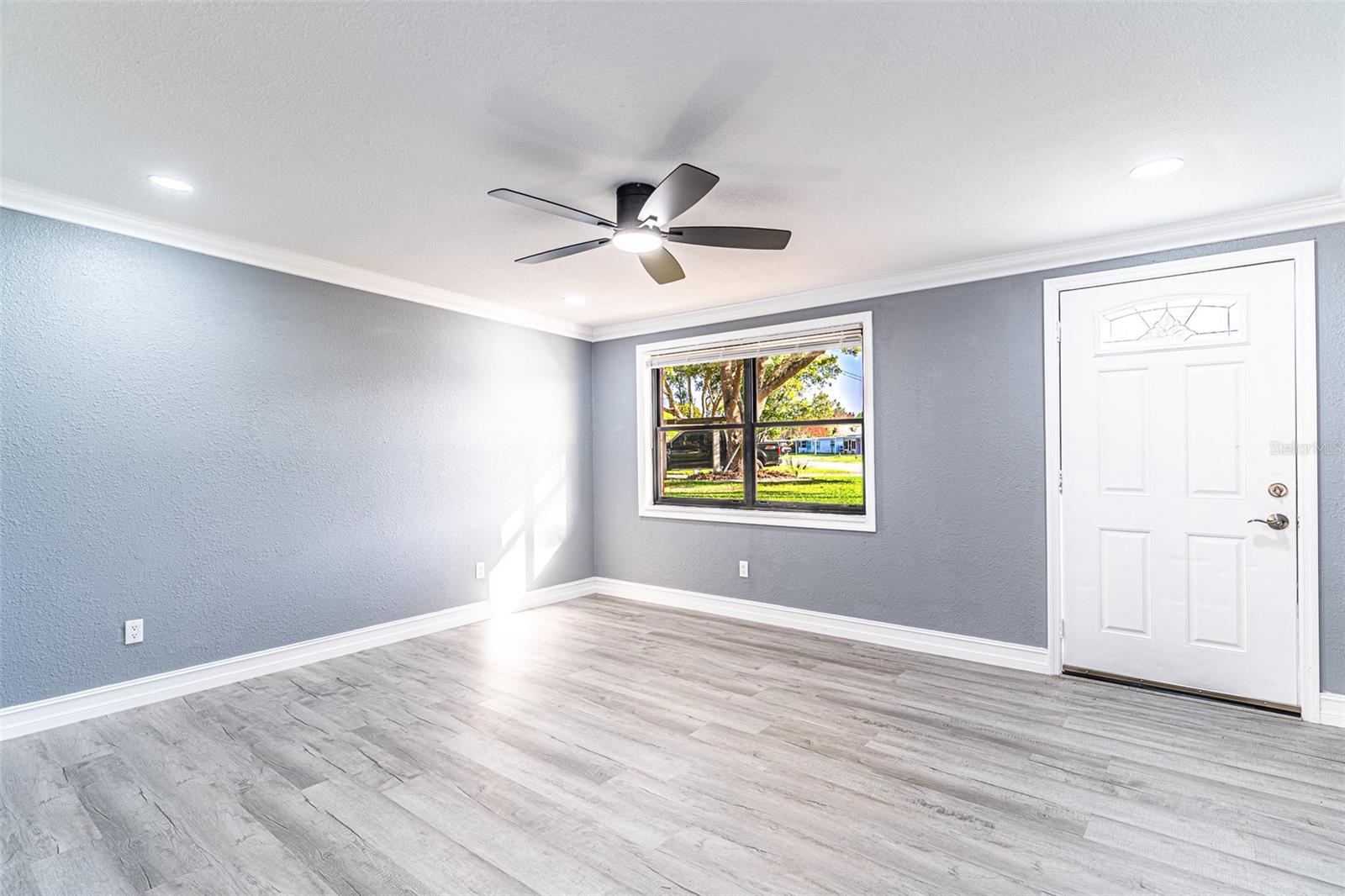 2700 IDYLRIDGE DRIVE