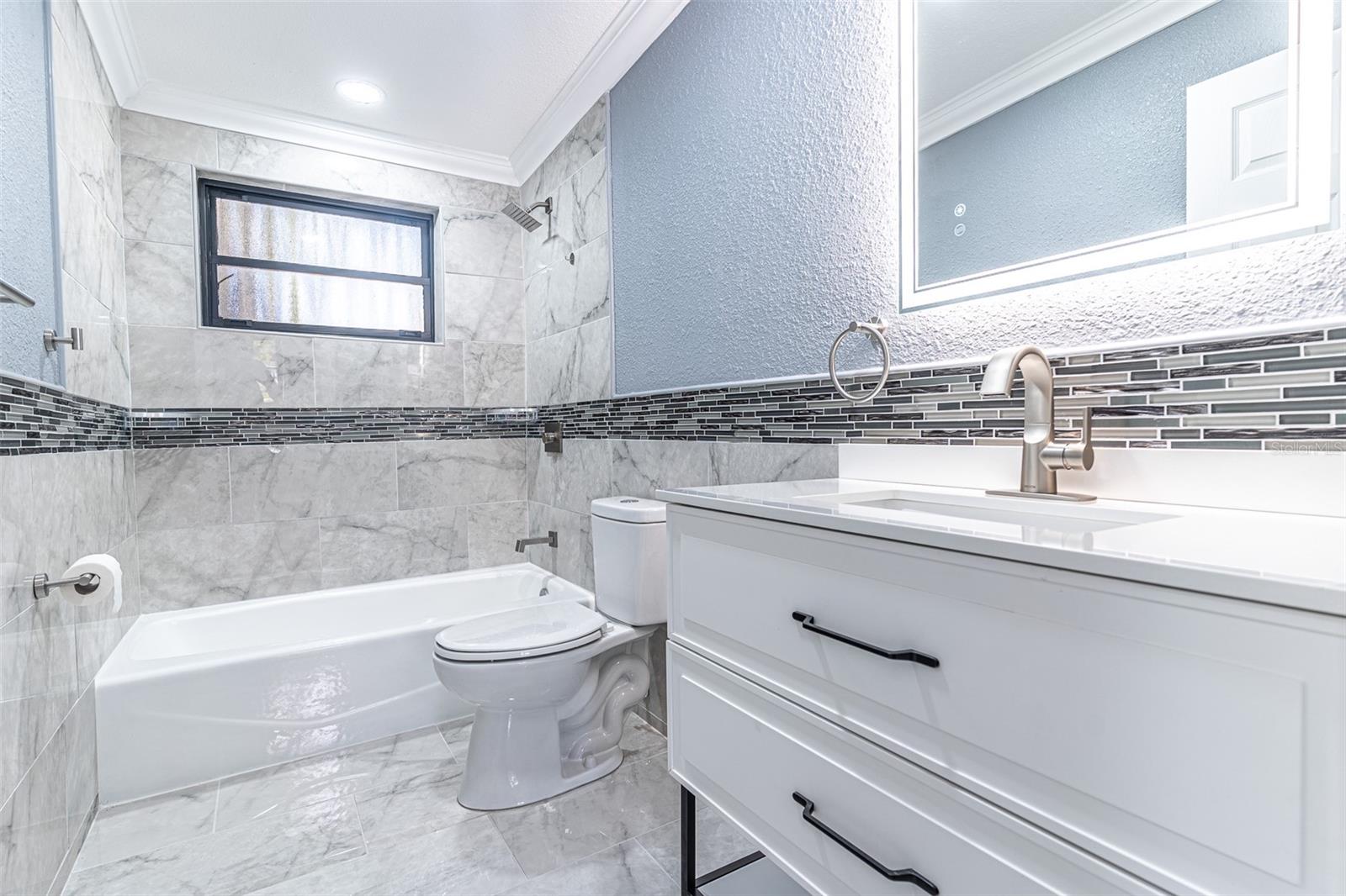 IDYL RIDGE VIEW - Residential