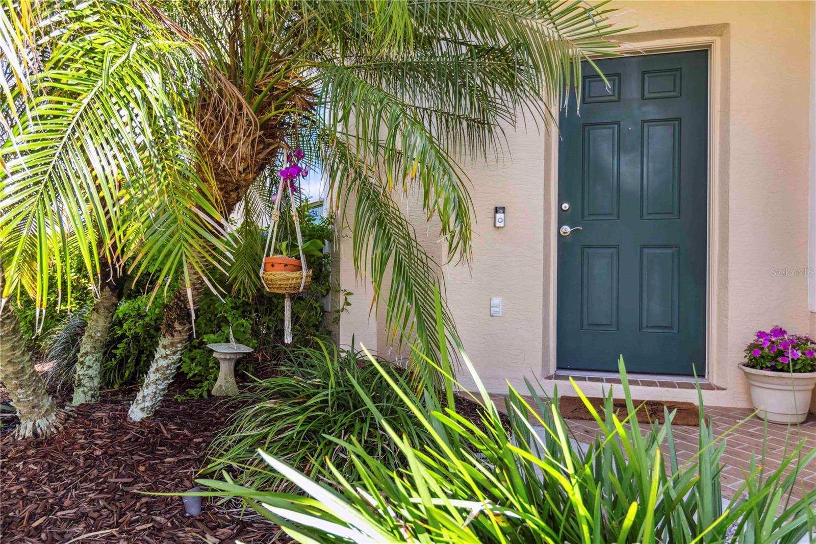 4567 WHISPERING OAKS DR