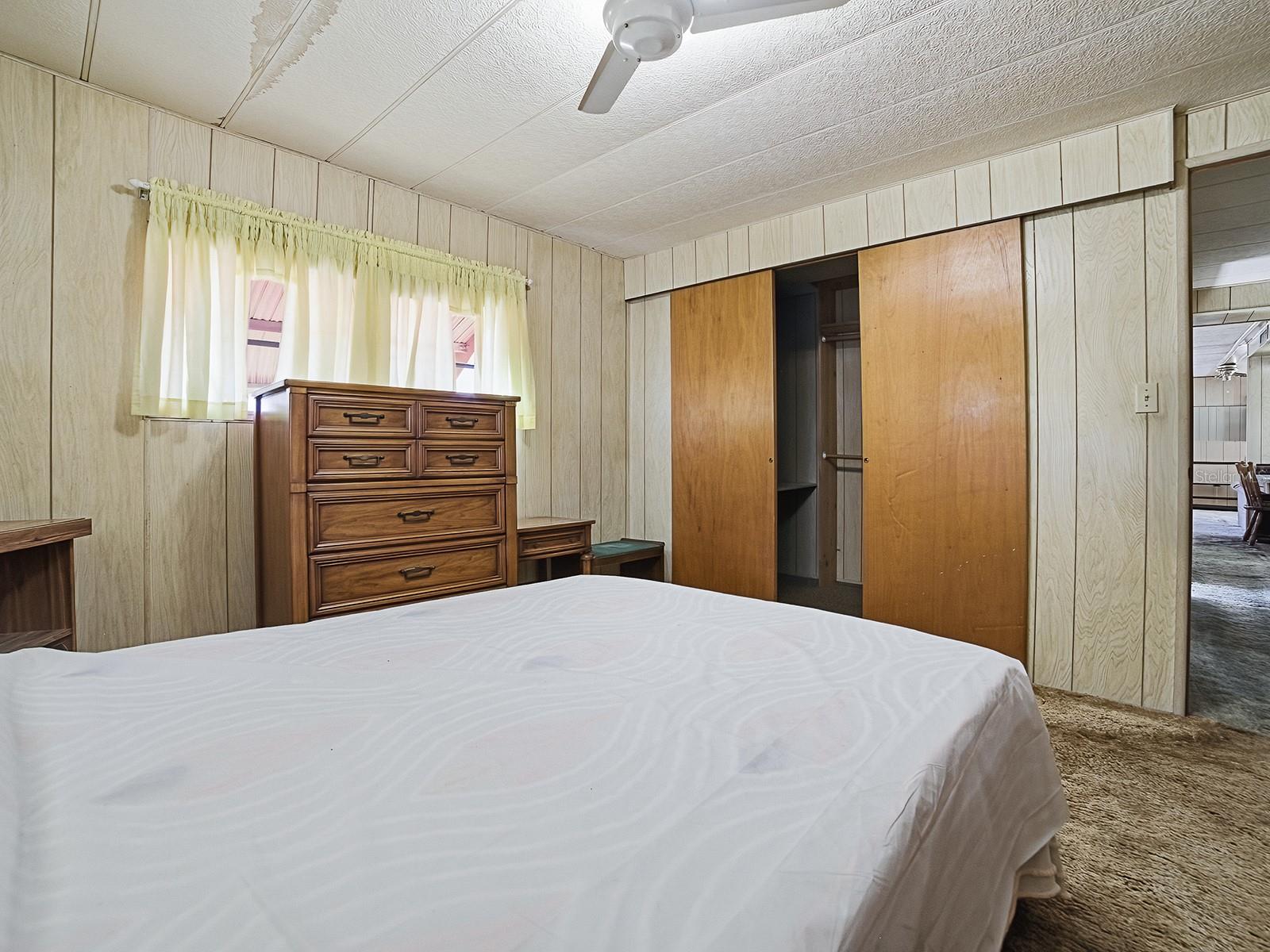 ASTATULA E LAKE HARRIS ESTATES ADD 05 - Residential