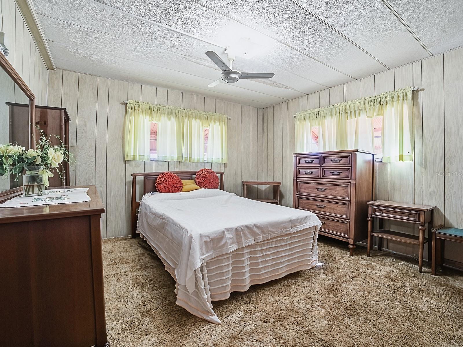 ASTATULA E LAKE HARRIS ESTATES ADD 05 - Residential