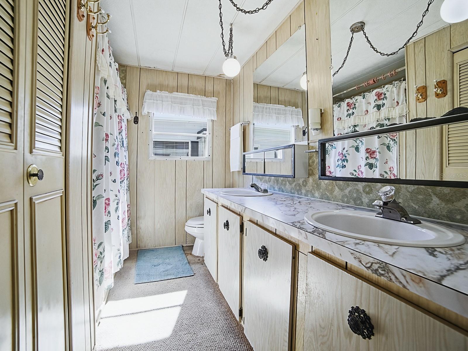 ASTATULA E LAKE HARRIS ESTATES ADD 05 - Residential