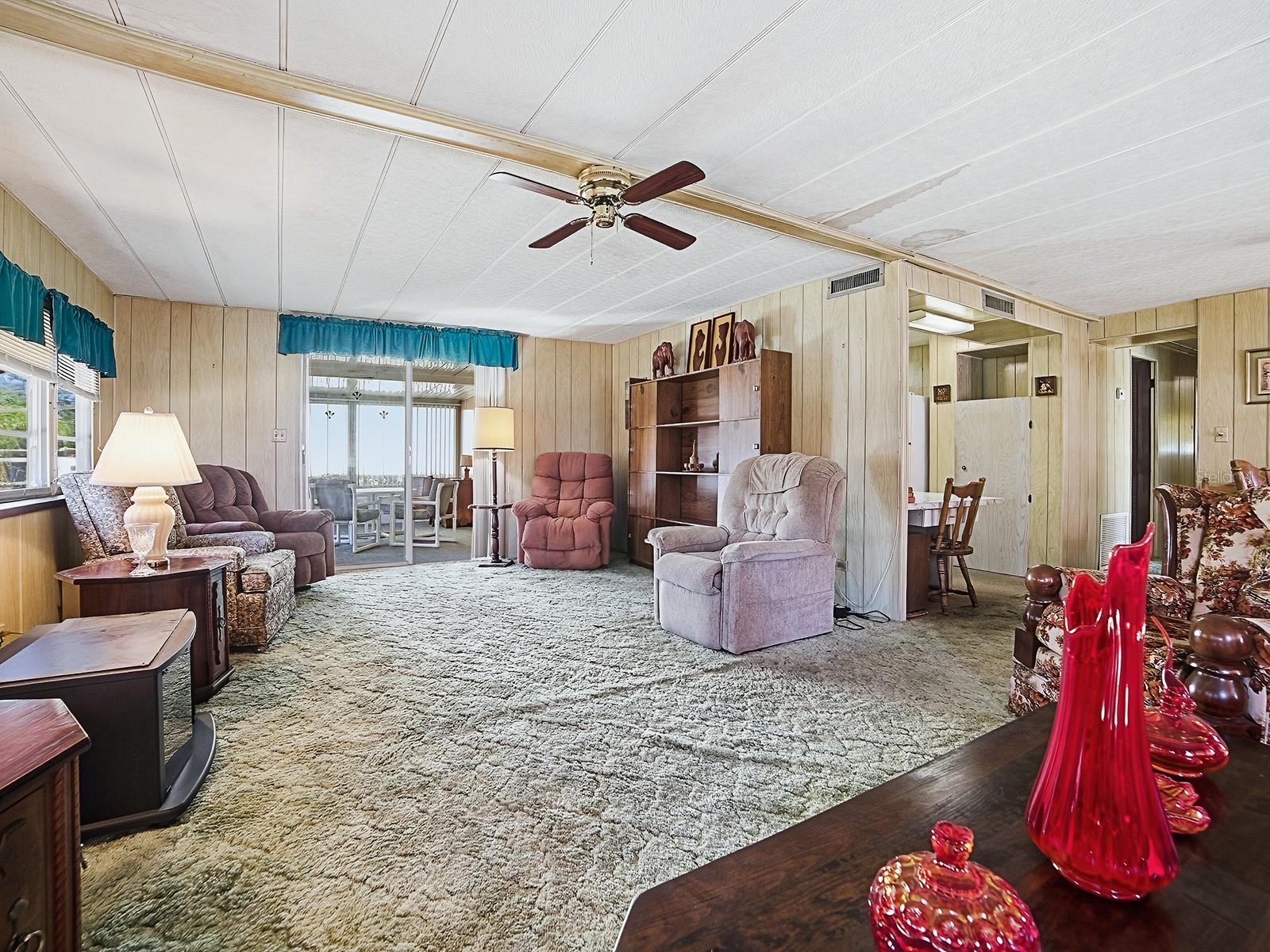 ASTATULA E LAKE HARRIS ESTATES ADD 05 - Residential