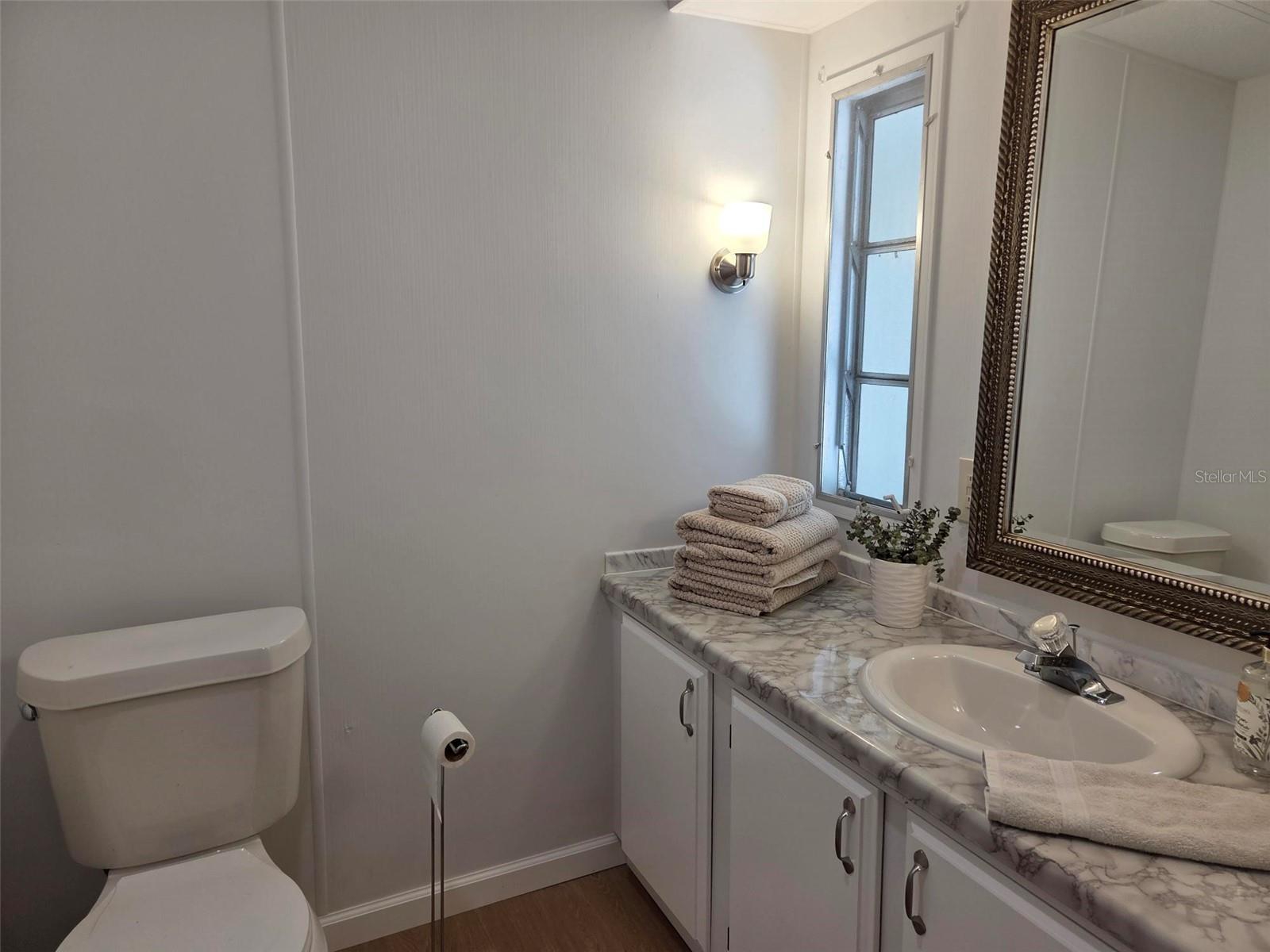 OAKWOOD MANOR - Residential