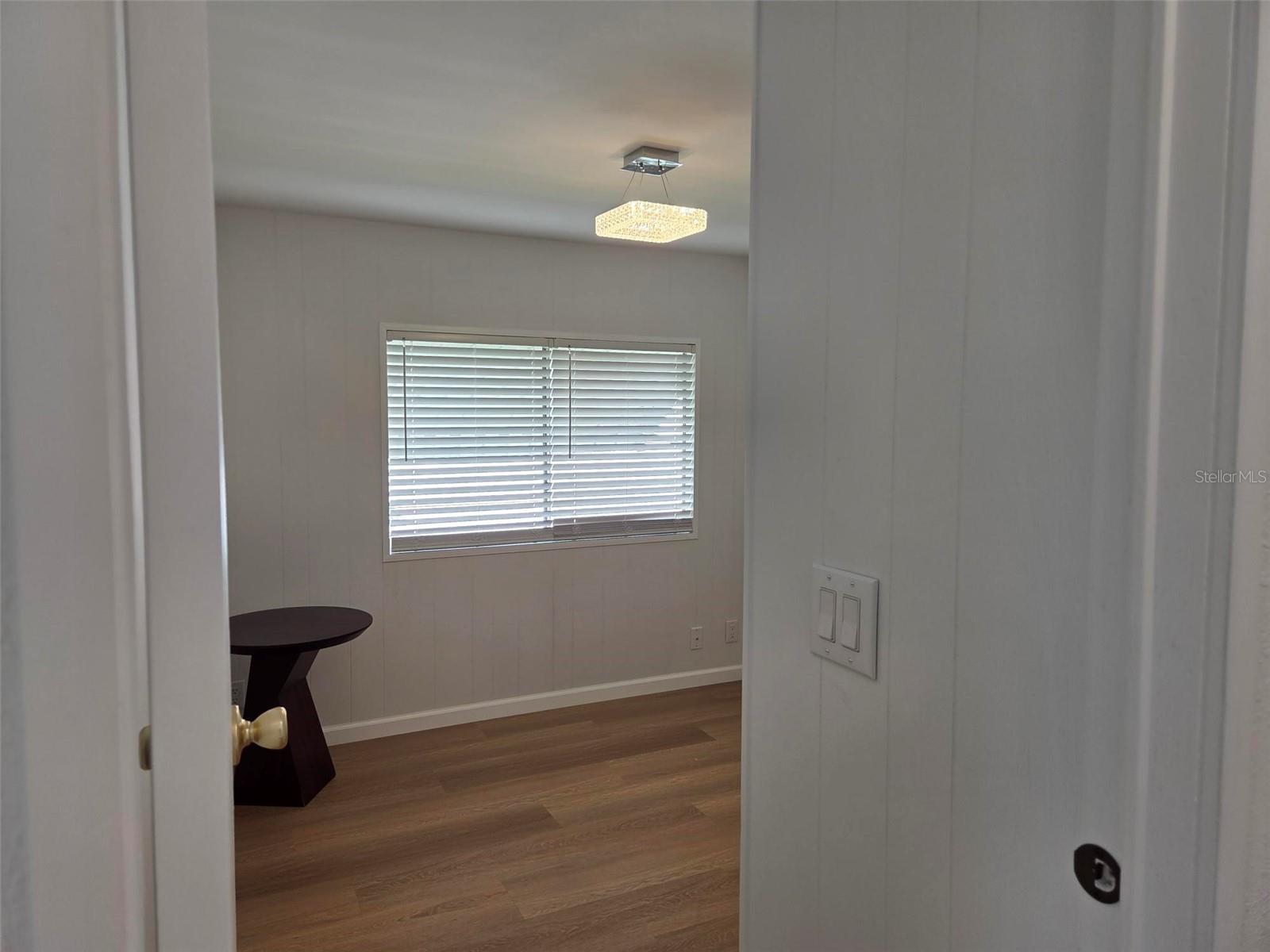 OAKWOOD MANOR - Residential