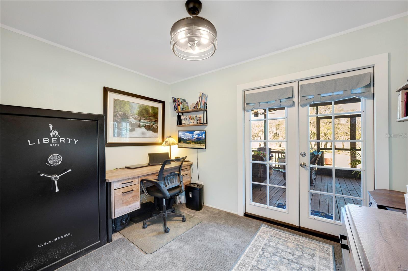 ACREAGE - Residential