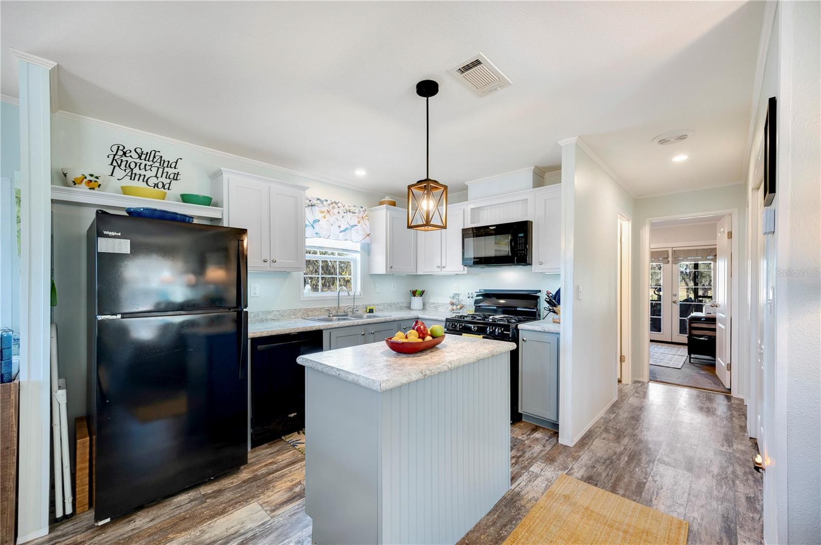 ACREAGE - Residential