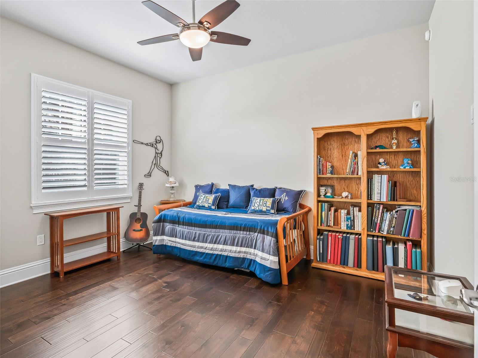 LEGENDARY TRAILS - Residential