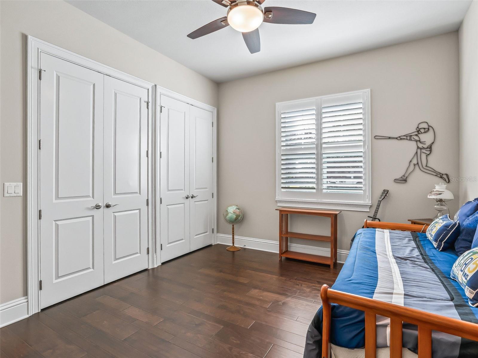 LEGENDARY TRAILS - Residential