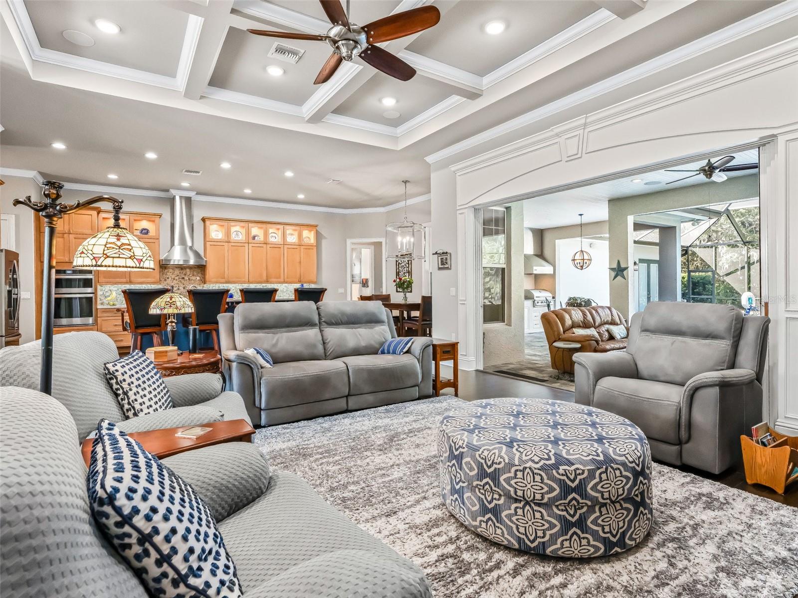 LEGENDARY TRAILS - Residential