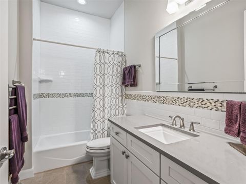 Tiny photo for 2535 SE 77th Street, Ocala, FL 34480 (MLS # OM714488)