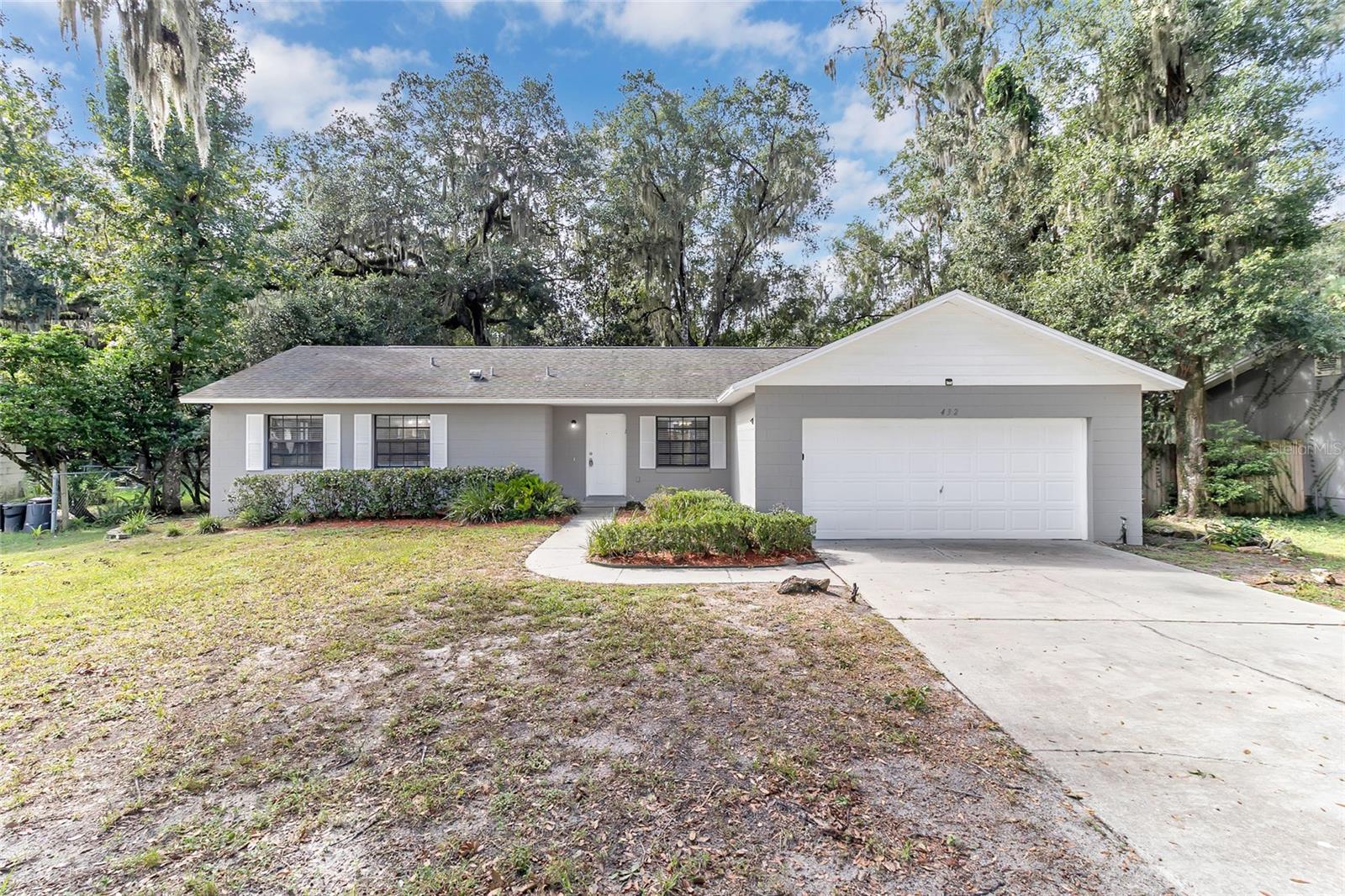 432 HICKORY ROAD