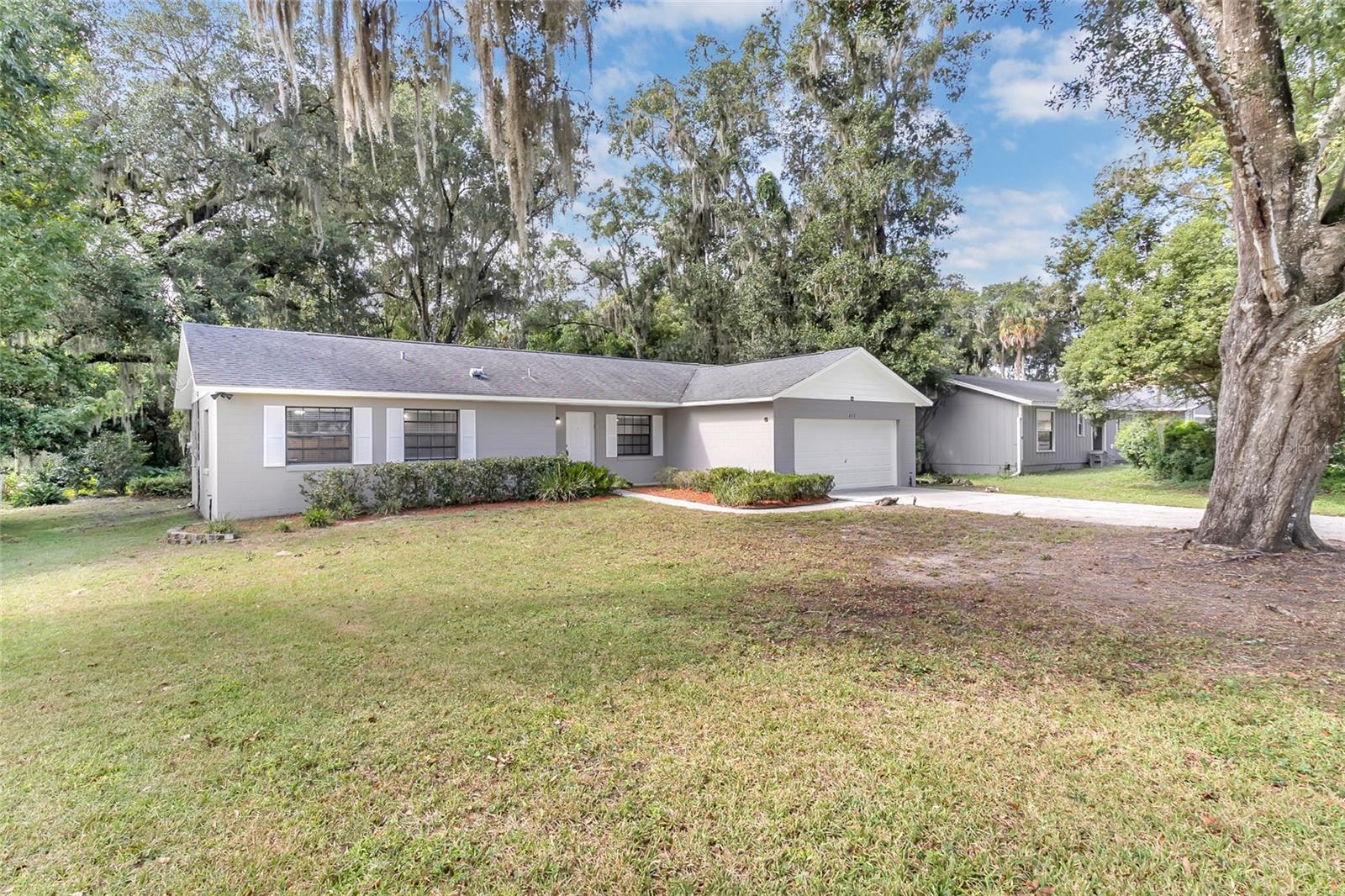 432 HICKORY ROAD