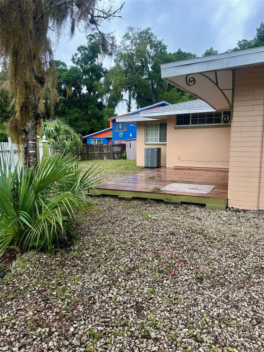 FIRST BOND & MORTAGE CO UNIV GARDENS - Residential Lease