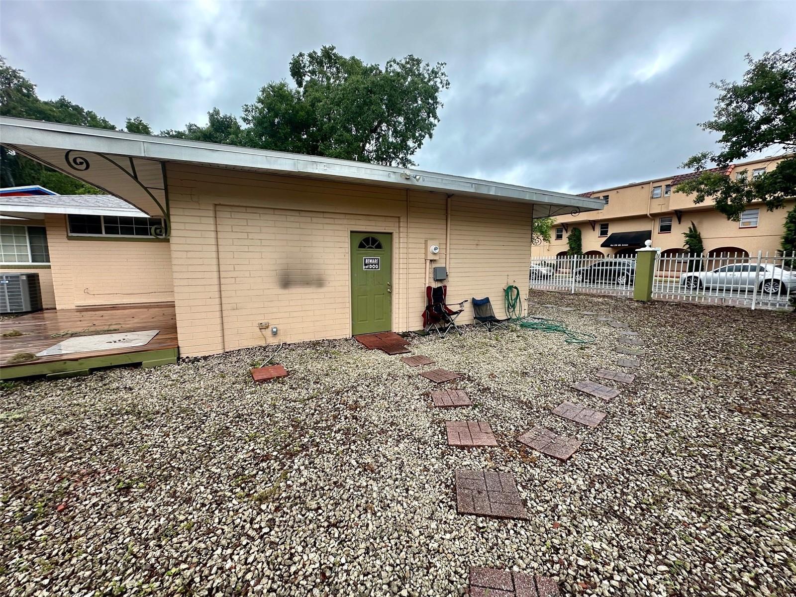 FIRST BOND & MORTAGE CO UNIV GARDENS - Residential Lease