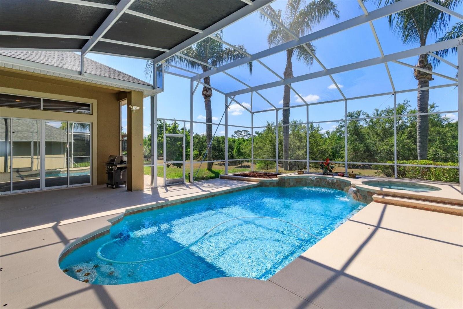 WINDERMERE RIDGE - Residential